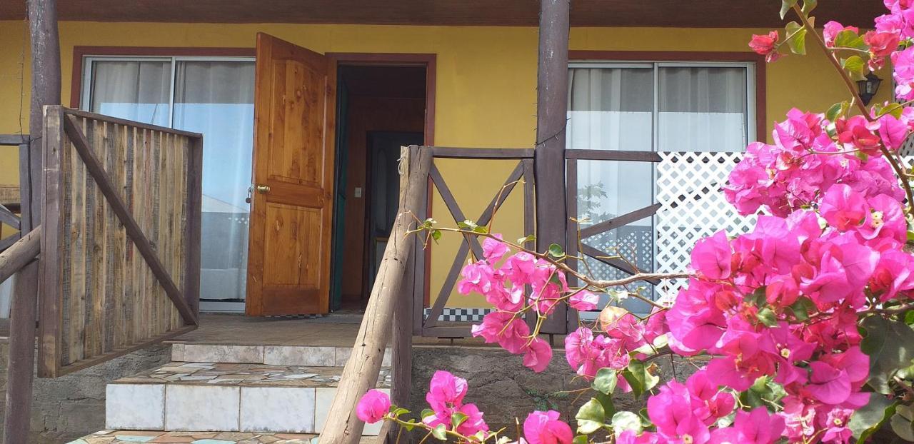 Cabanas Te Pito Kura Hanga Roa Exterior photo
