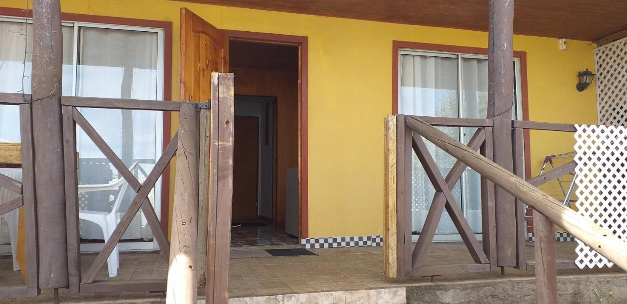 Cabanas Te Pito Kura Hanga Roa Exterior photo